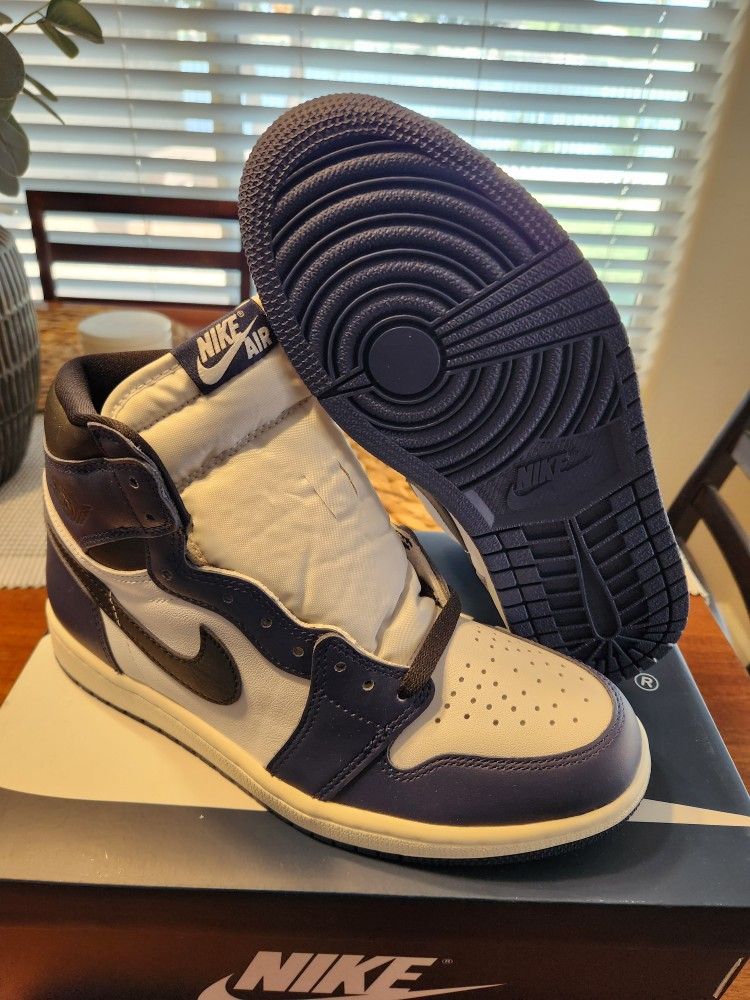 Jordan 1 Midnight Navy