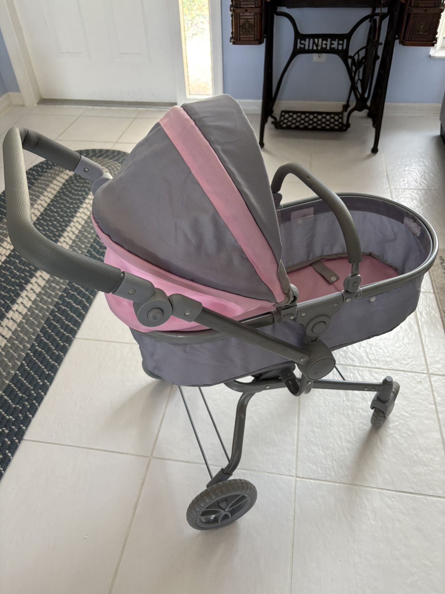 Mommy & Me 2 in 1 Deluxe Baby Doll Stroller