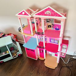 Barbie dreamhouse