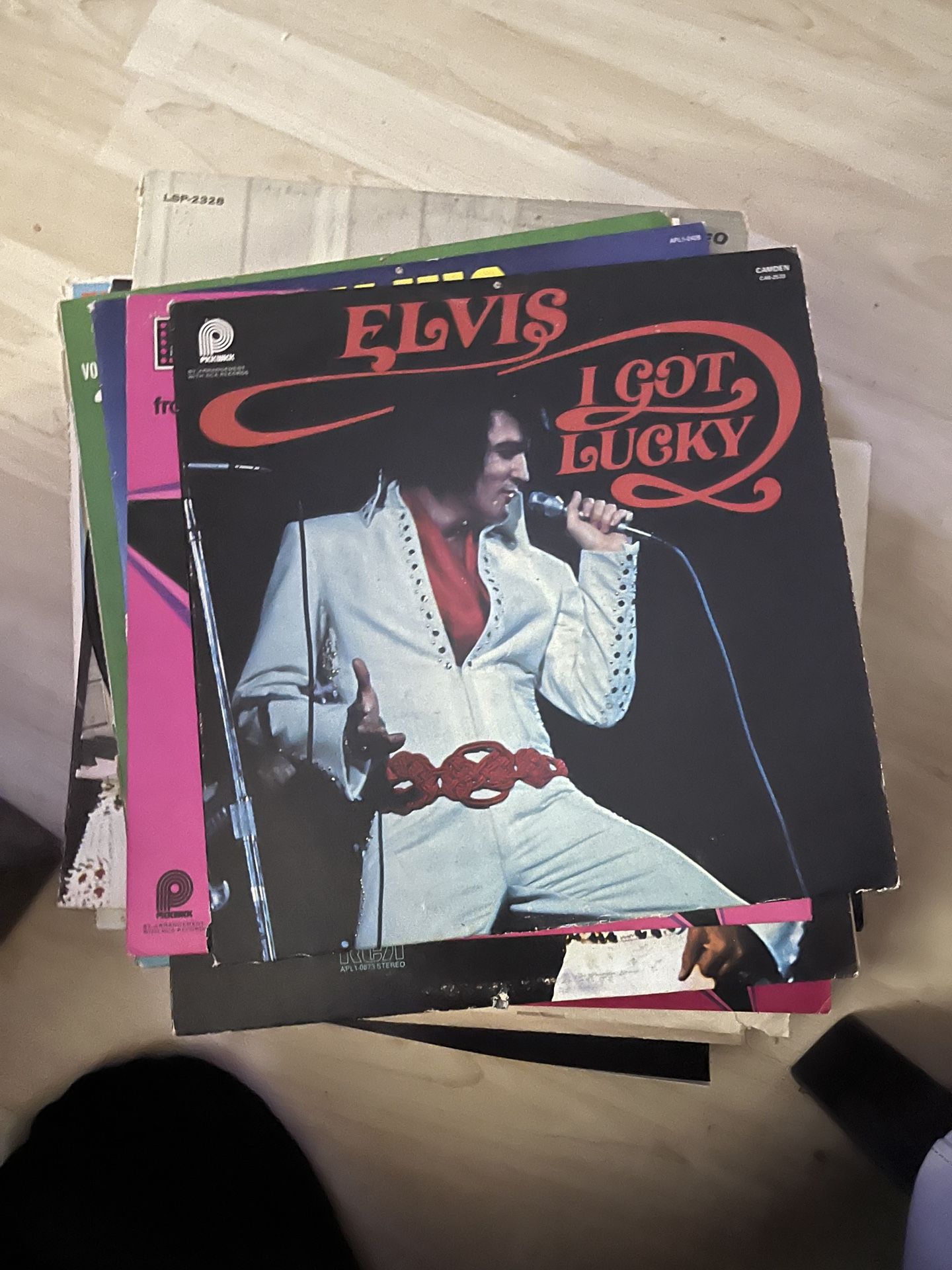 🎶 Bulk Elvis Presley Vinyl Record Collection – 25+ Albums 🎶
