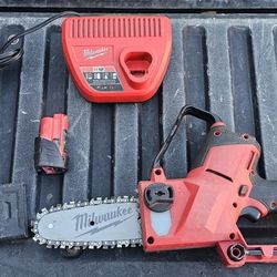 Milwaukee Hatchet 6" Pruning Saw