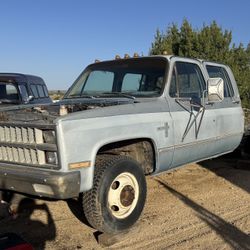 Chevy 3+3 Not For Parts. 