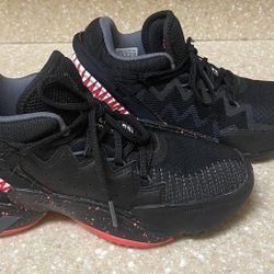 Adidas D.O.N. Issue 2 X Marvel Venom,  Black/Red, Size 4