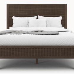 Bask Platform Bed, Walnut, Queen, New, Perfect Condition  Leesa, Bask Platform Bed, Walnut, Queen, only Asking for $260 Retails for $1,000  Used 