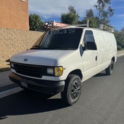1996 Ford E-350