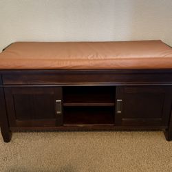 Wooden Storage/Shoe Bench with Cushion