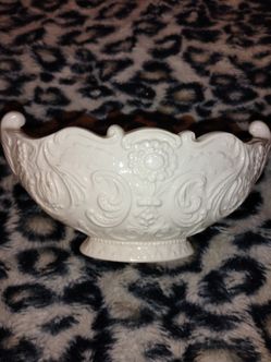 Victorian White Ceramic Footed Bowl with Embossed Floral Design