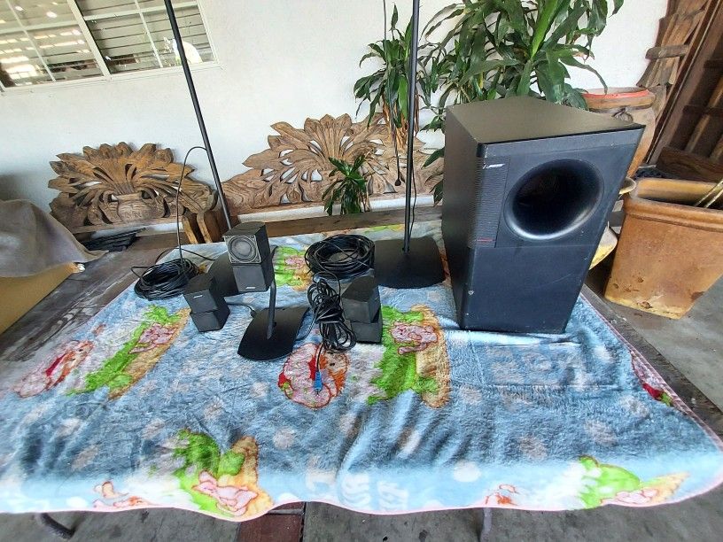 BOSE SURROUND SOUND SYSTEM