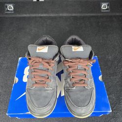 Nike SB Dunk Low / Carhartt / Black / Size 11