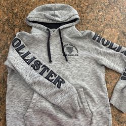 Hollister Hoodie - Men's Medium - $12