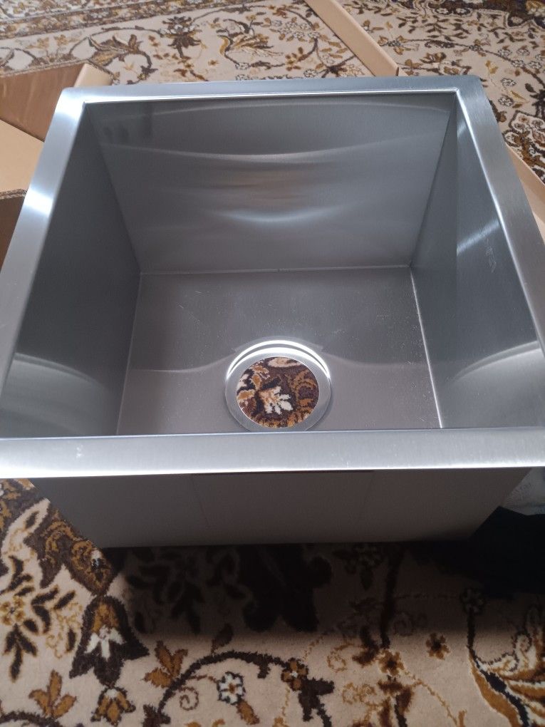 Stainless STEEL KITCHEN SINK. Width - 15.   FRONT TO BACK  -15.  BOWL DEPTH - 9