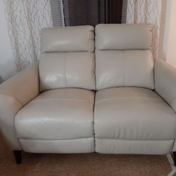 Leather Recliner Sofa And Loveseat  2 Year Old NO Smoking 