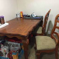 Dining Table With 2 Chairs 