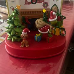 Lighted Musical Moving Grinch 