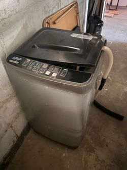 Mini washer and dryer set