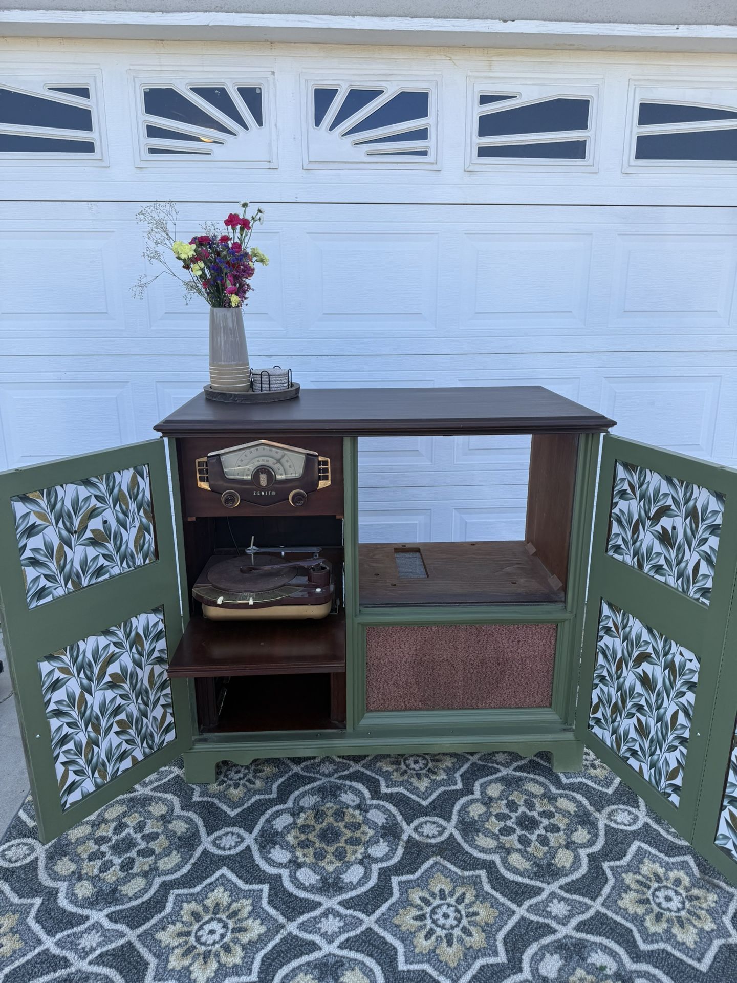 Record Player Shelf