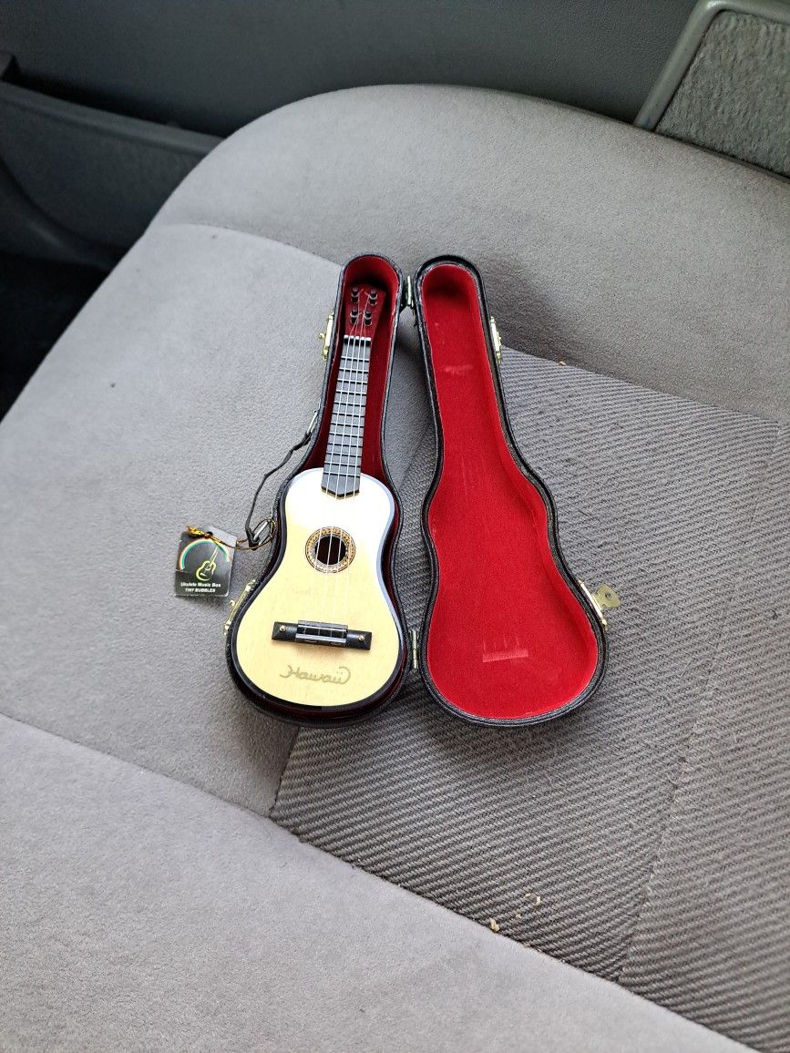 9" Ukulele Music Box.