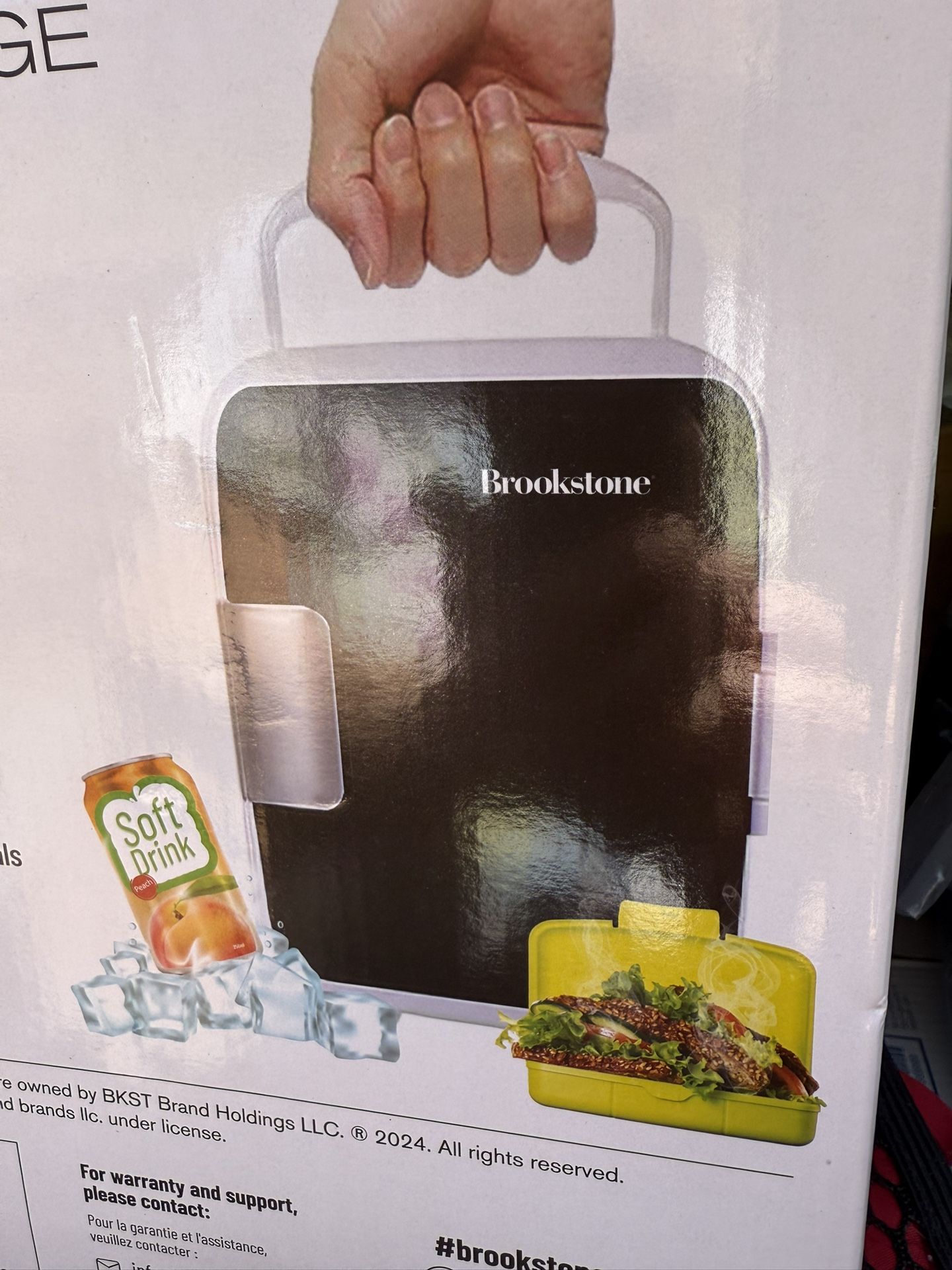  BROOK STONE Portable Mini Fridge 12V AC/DC NEW ! 