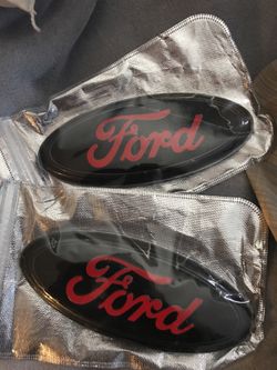 Ford emblem