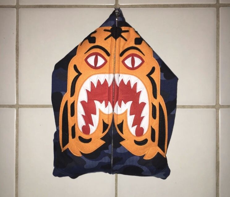 BAPE Tiger Blue Camo Hoodie Sz M