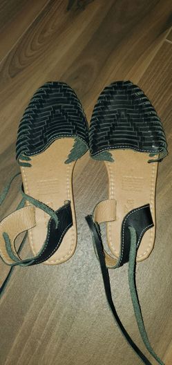 Huaraches sandals lace up