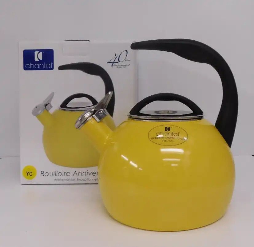 NEW Chantal Enamel On Steel 2 Quart Anniversary Tea Kettle 