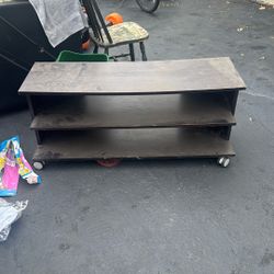 Tv Stands With Wheels 