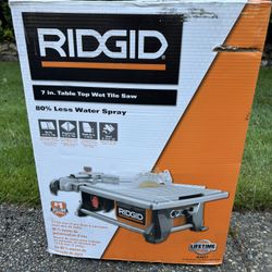 Rigid  7" Table Top Wet Tile Saw