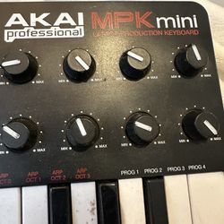 AkAI Music Insterment 