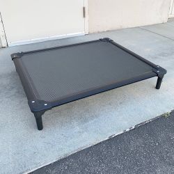 New in Box $50 Large Heavy Duty Raised Pet Bed Elevated Dog Beds Cot 36”x30”x6” Size Large