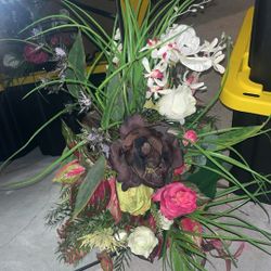 Silk Floral Arrangements In Black Vases 24 