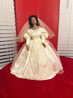 AFRICA AMERICAN BRIDE DOLL PARADISE GALLERIES PORCELAIN 18” SIGN