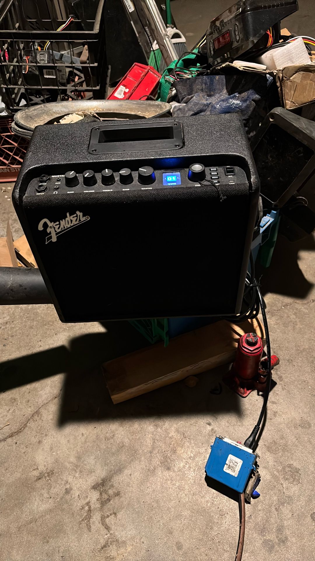 FENDER MUSTANG LT 25 First $90