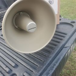 Horno Loudspeaker
