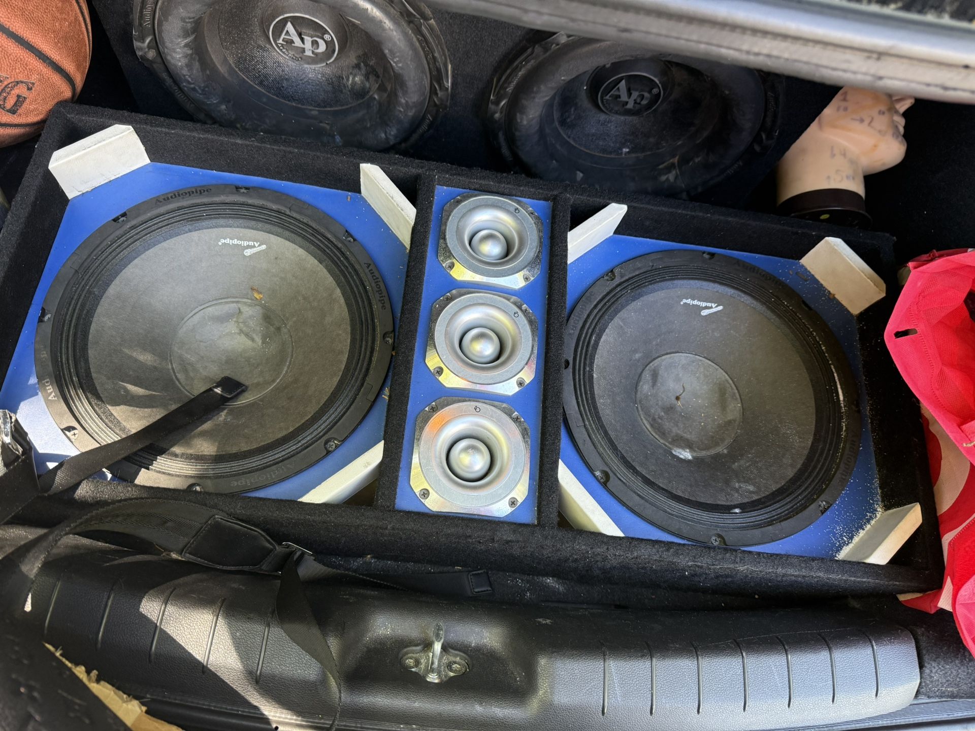 CHUCHERO X SUBWOOFER X CAR AMP