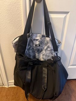 Duffel carry on bags