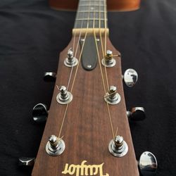 Big Baby Taylor Accoustic Guitar