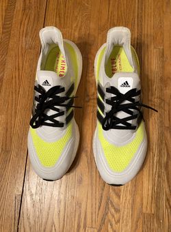 adidas gazelle silver green womens Used Adidas Sprintstar Track Shoes Size 4.5