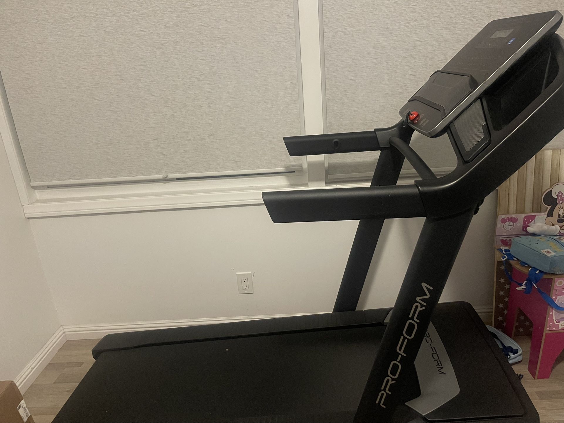 NEW: Treadmill