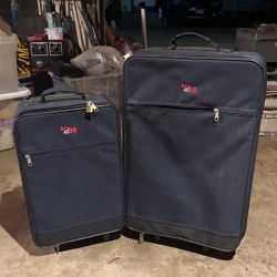 Luggage- Set Of 2 / 1 Large & 1 Carry On $30