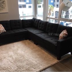 Brand New Black Sectional Sofa 107”x 84”x 35”H