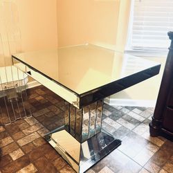 Modern Mirrored Pedestal Table