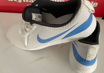 Nike golf shoes 10.5