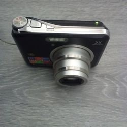 Digital photo camara GE sd card included $$