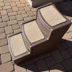 Dog And Cats Stairs, Large 