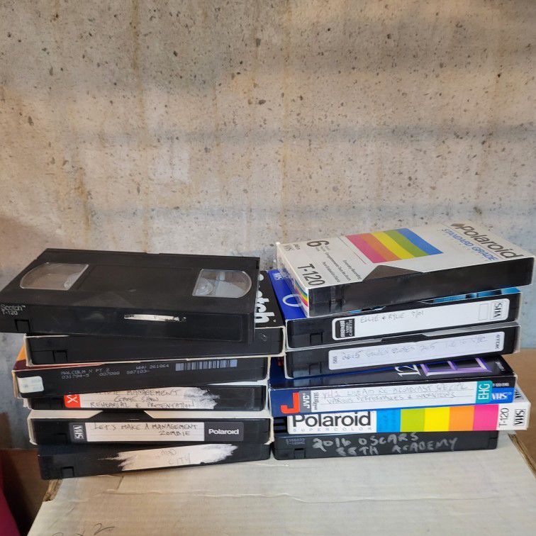 12 Blank VhS Tapes 
