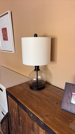 Very nice table lamp