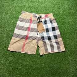 Burberry shorts size large