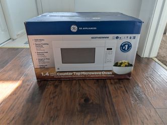 GE® 1.4 Cu. Ft. Countertop Microwave Oven
