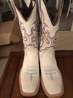 Brand New Cowgirl Boots made in Mexico